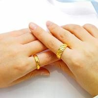 ราคา แหวนทองเหลือง ทอง 18k สีทองแท้ สำหรับคู่รักและคู่รัก แหวนแต่งงานแบบเปิด เหมาะสำหรับผู้ชายและผู้หญิง เคลือบด้าน แหวนสมรส เครื่องประดับ (1731398594707621290)