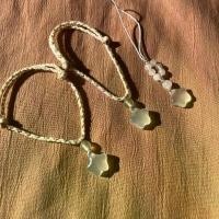 ราคา เสน่ห์โทรศัพท์มือถือ, หยก Xiuyan, การออกแบบดวงจันทร์และดาว, สายคล้องคอ, รายการของขวัญ, เหมาะสำหรับเป็นของขวัญให้แฟน, ของขวัญให้เพื่อน, เหมาะสำหรับปีใหม่, การออกแบบเฉพาะ สีขาว (1731251239979223668)