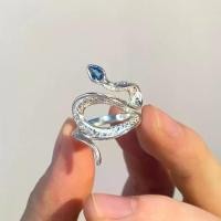 ราคา แหวนงู ช่องใหม่ พร้อมหินอะความารีน บุษราคัม แหวนเปิดงูเล็ก แหวนบุคลิกภาพรูปงู (1731855008858933888)