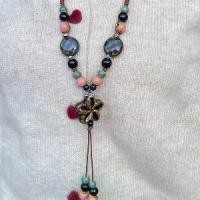 ราคา สร้อยคอลูกปัดเซรามิกหินธรรมชาติ สีสันสดใส สไตล์เรโทรใหม่จีน โซ่กระดูกไหปลาร้าบุคลิกภาพ เครื่องประดับระดับไฮเอนด์ ancient roman jewelry สร้อยคอ นิล แท้จาก เมืองกาญจน์ (1731272886922741374)