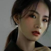 ราคา ต่างหูหน้ายิ้ม ต่างหูสีเท่ ต่างหูย้อนยุคสไตล์ญี่ปุ่นและเกาหลี ต่างหูหนีบ ออกแบบมาเป็นพิเศษสำหรับผู้หญิง (1732120370176035762)