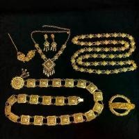 ราคา เครื่องประดับชุดไทยสร้อยชุด ปิ่น เข็มขัด กำไล สร้อย สังวาลย์ เพชรสีขาว (1731914685399533227)