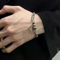 ราคา สร้อยข้อมือเพชร สีดำ ดีไซน์สตาร์บันยูกลิ้ง อเนกประสงค์ อินเทรนด์ เหมาะสำหรับวันฮาโลวีน (1732053276030700030)