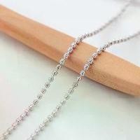 ราคา พร้อมส่ง!! สร้อยคอทองคำขาว สร้อยคออิตาลี สร้อยคอเกาหลี สร้อยสีเงิน สร้อยคอ XUPING ลายเยอะ ใส่อาบน้ำได้ (1731305891287107031)