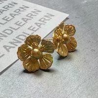 ราคา ต่างหูสตั๊ดเพชร ลายดอกไม้ ชุบทอง K แหวน โอม ️ (1731569591543432746)