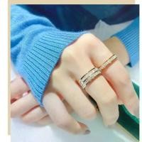 ราคา [Tiktok ขายร้อน] [#05] แหวน เพชรเหลี่ยมสองแถวงานเพชรCZ เกาหลี ไม่ลอกไม่ดำ แหวนเพชร แหวนสแตนเลสแท้ ไทเทเนี่ยม เพชรเหลี่ยมสองแถว (1731602077116105970)