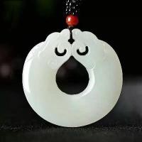 ราคา สร้อยคอจี้, หยกเหอเทียนธรรมชาติ, การออกแบบมังกรคู่และผู้พิทักษ์, หัวเข็มขัดสันติภาพ, จี้หยก, ความสงบและความโชคดี (1731219937186186792)