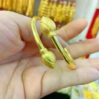 ราคา กำไลทองหุ้ม กำไลดอกบัวขัดเงา กำไลทอง ปรับขนาดได้ฟรีกล่อง (1731648537130272360)