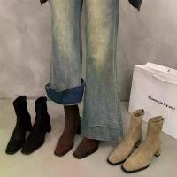 ราคา รองเท้าบูทหุ้มข้อส้นสูงสไตล์เกาหลีขนาดเล็ก หนังกลับ Dr.มาร์เทนบูท รองเท้าผู้หญิง 2024 ใหม่ ฤดูใบไม้ร่วงและฤดูหนาว ซับในผ้าฟลีซ หัวเหลี่ยม รองเท้าบูทหุ้มข้อบาง (1730910683791395059)