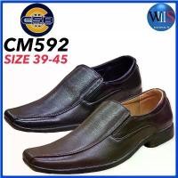 ราคา CSB รองเท้าคัทชูหนังชาย รุ่น CM592 dress shoes รองเท้าลูกเสือครูชาย ส้นสูงผู้ชาย รองเท้าขัดมันผู้ชาย dr martens 1461 รองเท้าชาย แบรนด์ ลองเท้าชายเท่ๆ (1731476643736423378)
