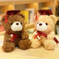 ราคา ตุ๊กตาหมอน น่ารัก 23 ซม. ดีไซน์ Dr. ตุ๊กตาหมี ตุ๊กตาหมีรับปริญญา ของขวัญวันเกิดและรับปริญญา เหมาะสำหรับนักเรียนและเด็ก (1732277601727383964)