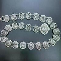 ราคา Vintage jewelry เครืองประดับโบราณเข็มขัดดอกไม้อีสานชุดล้านนาไทหัวเข็มขัดเงินโบราณสีทอง (1731919574504277746)