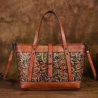 ราคา กระเป๋าผู้หญิง, ทำด้วยมือ, หนังฟอกผักหนังชั้นบนสุด, กระเป๋าถือวินเทจ, ความจุมาก, กระเป๋าสะพายข้าง, แกะสลัก, มาใหม่ beach bag wallet women suede bag คาดเอว marc jacobs ဘ ဲ အ (1731671293159048699)