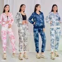 ราคา #9989 Set ชุดวอร์ม พิมพ์ลาย S-XL สวมใส่สบาย ชุดขึ้นเครื่อง ชุดกันหนาว ชุดกีฬา ชุดออกกำลังกาย ชุดเซ็ต ชุดเซ็ท ชุดใส่เที่ยว (1729896801555089950)