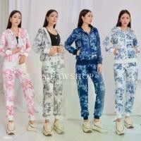 ราคา #9989 Set ชุดวอร์ม พิมพ์ลาย S-XL สวมใส่สบาย ชุดขึ้นเครื่อง ชุดกันหนาว ชุดกีฬา ชุดออกกำลังกาย ชุดเซ็ต ชุดเซ็ท ชุดเที่ยว กันน้ำ (1729718763236330014)