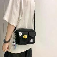 ราคา กระเป๋าสะพายไหล่ผู้ชาย️ สไตล์เกาหลีหลากหลาย เป้สะพายหลัง+สะพายข้าง #นักเรียนชาย (1731780889994364367)