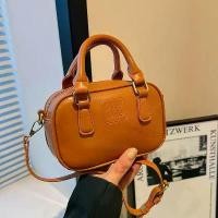 ราคา โบว์ลิ่ง กระเป๋าระดับไฮเอนด์, Minmin, หรูหราราคาไม่แพง, กระเป๋าถือผู้หญิง, กระเป๋าสี่เหลี่ยมเล็ก, กระเป๋าสะพายไหล่และกระเป๋าสะพายข้างอเนกประสงค์, มีสไตล์, 2024 (1731717714276681228)