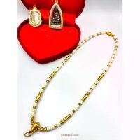 ราคา Discount K039 สร้อยคอ สร้อยกะลาสีขาว ขึ้นประคตทองเลเซอร์ 3 คู่ คู่แขวนพระ 2 องค์ สร้อยกะลา สร้อยห้อยพระ สร้อยผู้ชาย พระเครื่อง (1731972086929524222)