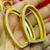 ราคา กรอบทองอิตาลีฝังเพชร รูปหล่อ พระกริ่ง มี่ 2 ขนาด (1730918945591757161)