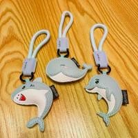 ราคา พวงกุญแจหนัง PU ดีไซน์คาวาอิ ปลาโลมาและสัตว์ทะเล จี้ปลาโลมา กระเป๋าและพวงกุญแจปลาวาฬ เหมาะสำหรับนักเรียน เครื่องราง (1731784278002599762)