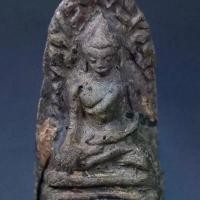 ราคา พระรอด รอดมหาวัน ลำพูน พระสกุลลำพูน พระเบญจภาคี พิมพ์ใหญ่ สวยงดงาม เนื้อดินดิบ (1732245457776838793)