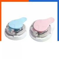 ราคา ที่ตัดมุมกระดาษ อุปกรณ์ตัดมุมกระดาษ US การ์ด รูปภาพ ขนาดเล็ก R4 R7 R10 ตัดมุมนามบัตร เครื่องตัดมุม Corner Punch คําแนะนําการขายที่ร้อนแรงในเดือนนี้ (1731466433973880810)