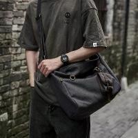 ราคา กระเป๋าสะพายข้าง, ศิลปะ, สำหรับผู้ชาย, สไตล์ญี่ปุ่น, กระเป๋าสะพายผ้าใบ, อเนกประสงค์, อินเทรนด์, เท่, เรียบง่าย, กระเป๋าใบเล็ก, กระเป๋าผู้ชาย, ในสต็อก ย่าม สะพาย ข้าง ทรงเอ (1731936007430702349)