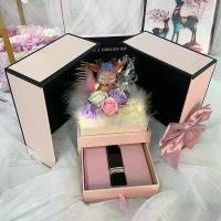 ราคา สร้อยคอดอกไม้อาบน้ำประตูคู่ สีชมพู กล่องของขวัญ ดีไซน์กวางและดอกไม้นิรันดร์ กล่องเครื่องประดับดอกกุหลาบระดับไฮเอนด์ ประมูล ฝากล่อง หิ้งพระ สไตล์โมเดิร์น กล่อง สุม อาหารทะเล สุ่มโ (1731814207157732953)