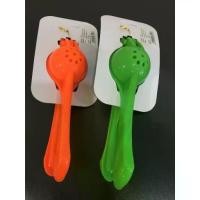 ราคา ที่บีบมะนาวพลาสติก ที่คั้นน้ำมะนาว น้ำผลไม้ ที่คั้นส้ม ที่บีบมะนาว (สุ่มสียกโหล) (1730032295838649264)