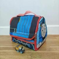 ราคา Thomas Wooden Railway - Exploring Sodor Travel Case กระเป๋ารางรถไฟโทมัส มือสอง คําแนะนําการขายที่ร้อนแรงในเดือนนี้ (1732052293247469214)