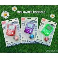 ราคา เกมกดมินิ 23+Games Mini Game Console เกมกดย้อนยุค 90's เกมเตอติส พวงกุญแจเกมกด (1731900590810302462)