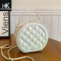 ราคา กระเป๋าทรงกลมใบเล็ก สไตล์ฝรั่งเศส สำหรับผู้หญิง กระเป๋าถือและกระเป๋าสะพายข้าง ทรงชาแนล และทันสมัย ผ้าบุนวมคุณภาพสูง เหมาะสำหรับฤดูใบไม้ผลิและฤดูร้อน 2025 westbronco bag shoulder (1732044453128144329)