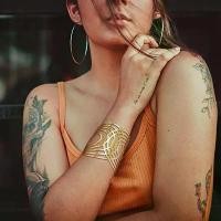 ราคา แพทเทิร์นโลหะกลวงเกินจริง​ scoups jeonghan bracelet rujinu rubber men ปลอด แดง กํา ไล ด้ายแดง ของ พิม รี่ พาย พวงกุญแจ รถยนต์ plushtoy ดอกไม้ กล่องสุ่ม Spring House พวง กุญแจ คู่ (1731802943853332351)