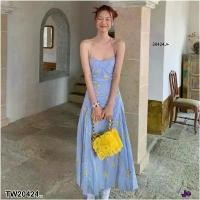 ราคา Garden Clothes ชุดเดรส เดรสยาวลายริ้วพิมพ์ดอกไม้ .. สีฟ้า (1732218765951732415)