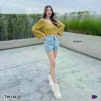 ราคา Garden Clothes เสื้อเชิ้ต & เบลาส์ เสื้อครอปไหมพรมแขนยาว .. สีเขียว (1732225614583794367)