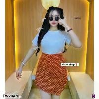 ราคา Garden Clothes ชุดเซ็ท SET 2 ชิ้น เสื้อยืดสีขาว + กระโปรงผ้าถุง .. สีแดง (1732218711396813503)
