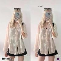 ราคา Garden Clothes เสื้อเชิ้ต & เบลาส์ เสื้อเชิ้ตลายหัวใจ .. สีครีม (1732225587924667071)