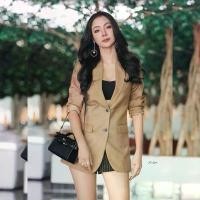 ราคา Garden Clothes ชุดเซ็ท SET 3 ชิ้น เสื้อสูท+สายเดี่ยว+กางเกงขาสั้น สีน้ำตาล (1732218713690704575)