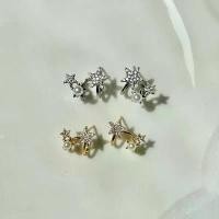 ราคา Triple Star Earrings ต่างหูดาวเพชรและไข่มุก (Best Seller) | @trophies.co ขายดีประจำเดือนนี้ ทอง ชุบ มี ประกัน สร้อยคอผู้ชาย คอ สวย คอนําโชค แหวน นาฬิกา hoop earring หู แ (1731599985691887821)