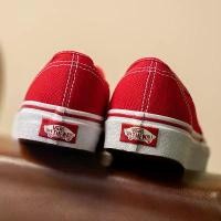 ราคา รองเท้าผ้าใบ Vans Fan Si Official คลาสสิกและตัวตนที่แท้จริง สีแดง คลาสสิกและบุคลิกภาพ สีแดง (1731187454854662478)