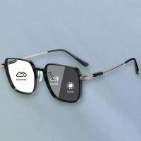 ราคา แว่นตาป้องกันแสงสีฟ้าโฟโตโครมิก Cyxus กรอบสี่เหลี่ยมขนาดใหญ่ สไตล์อินเทรนด์ กรอบกลาง ทำจากพลาสติกและโลหะ เหมาะสำหรับผู้ชายและผู้หญิง 8223 สี ชา Chrome Heart square fashion gla (1731973144597858161)