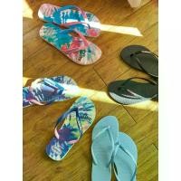 ราคา [Pomelo] รองเท้าแตะคีบ รุ่น Top Fashion / Top Fashion Sandals (1730524782029932635)