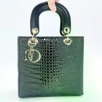 ราคา fashion กระเป๋าถือ สะพายข้าง ทรงกล่อง หนังPU สายยาว1เส้น No.7055 (1730040870183275240)