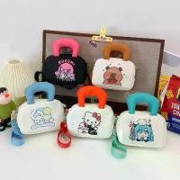 ราคา กระเป๋าสะพายข้างใบเล็ก ดีไซน์การ์ตูนตลก baby three กระเป๋า สะพาย กระเป๋า แฟน แบน ยิ้ม กระเป๋า เชือกร่ม ถัก แฮนด์เมด rasma gold sen bags cicelle เตาผิง กระเป๋า led ใ (1731259600699688086)