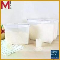 ราคา penetrshop ปัจจุบัน M KITCHEN กล่องข้าวสาร ถังเก็บข้าวสาร พร้อมล้อเลื่อนและถ้วยตวง Super Lock กล่องเก็บข้าวสาร กล่องใส่ข้าวสาร (B2) (1730730686014064907)