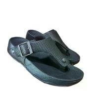 ราคา รองเท้าแตะหูหนีบ FITFLOP รุ่น track ll men (1732091130164906538)