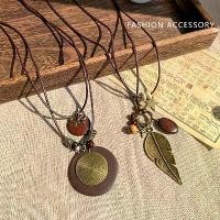 ราคา Zen retro feather necklace for women, ethnic style, layered beaded collarbone chain, long Bohemian style (1731596043389010985)
