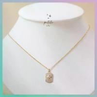 ราคา [พร้อมส่งในไทย] Estrella with Diamond Necklace - สร้อยคอพร้อมจี้ประกายดาวแต่ด้วยเพชร สีทองเรียบหรู สร้อยปรับไซส์ได้ (1729673431262071679)