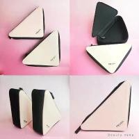 ราคา ของแท้ 100% Prada Triangle Clutch Bag Cosmetic Pouch Pink (1731939374441727076)