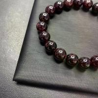 ราคา กำไลหินแท้โกเมน สีแดง (Red Garnet) ขนาด 9-10mm ขายร้อน (1731901938315068438)